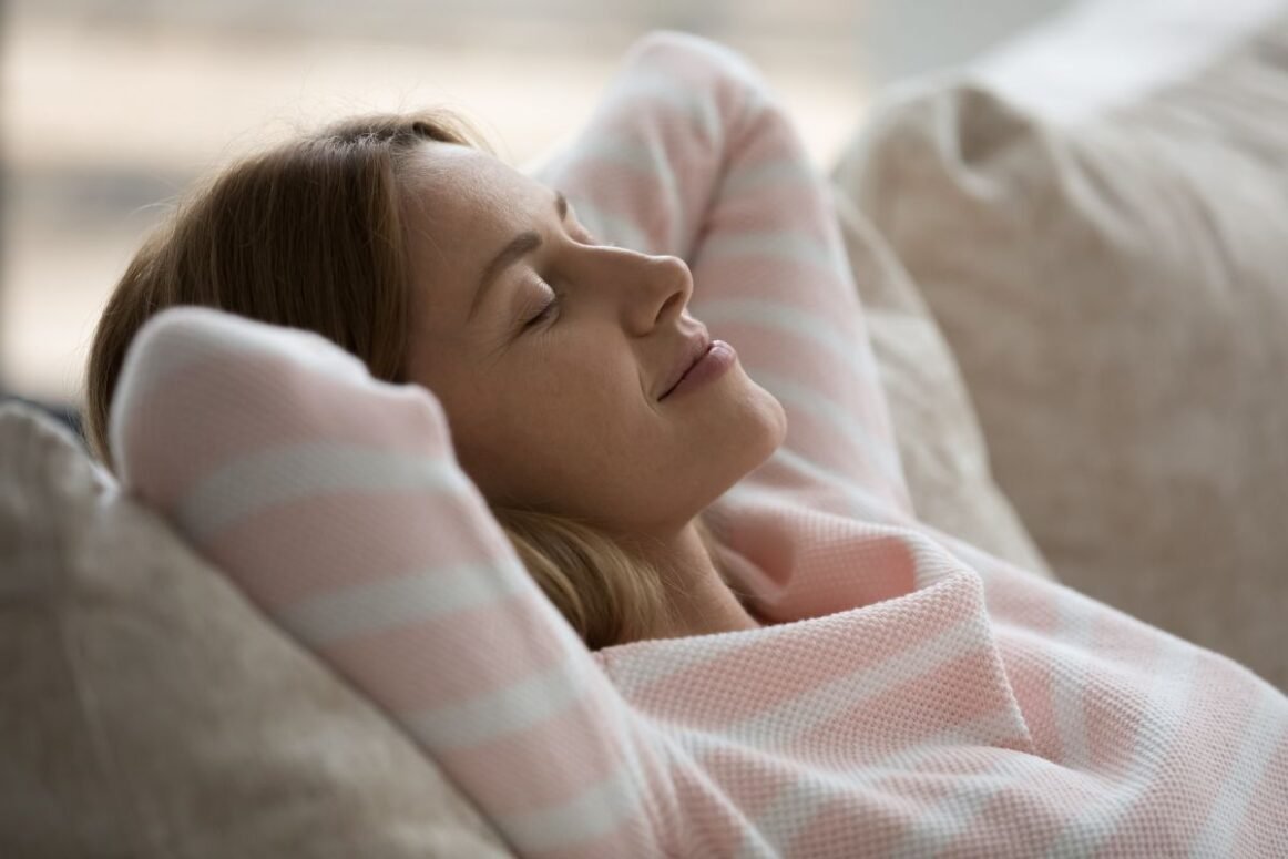 what is an air purifier good for woman breathing good quality air